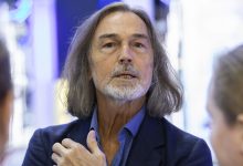 Photo of Никас Сафронов: изображение, созданное ИИ, не является произведением искусства
