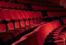 Photo of Главреж Иркутского драмтеатра Мальцев рассказал о постановке «Любовь и голуби»