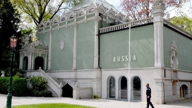Photo of Биеннале в Венеции может недосчитаться €2 млн из-за участия РФ