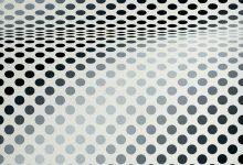 Photo of Сомневайся, но пробуй: картину Бриджет Райли очистили «сырым кальмаром»